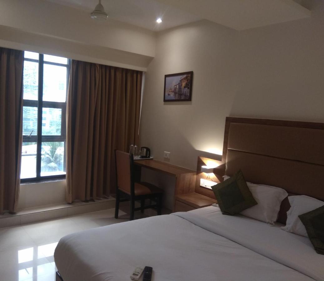 Hotel West Blue Mumbai Exterior photo
